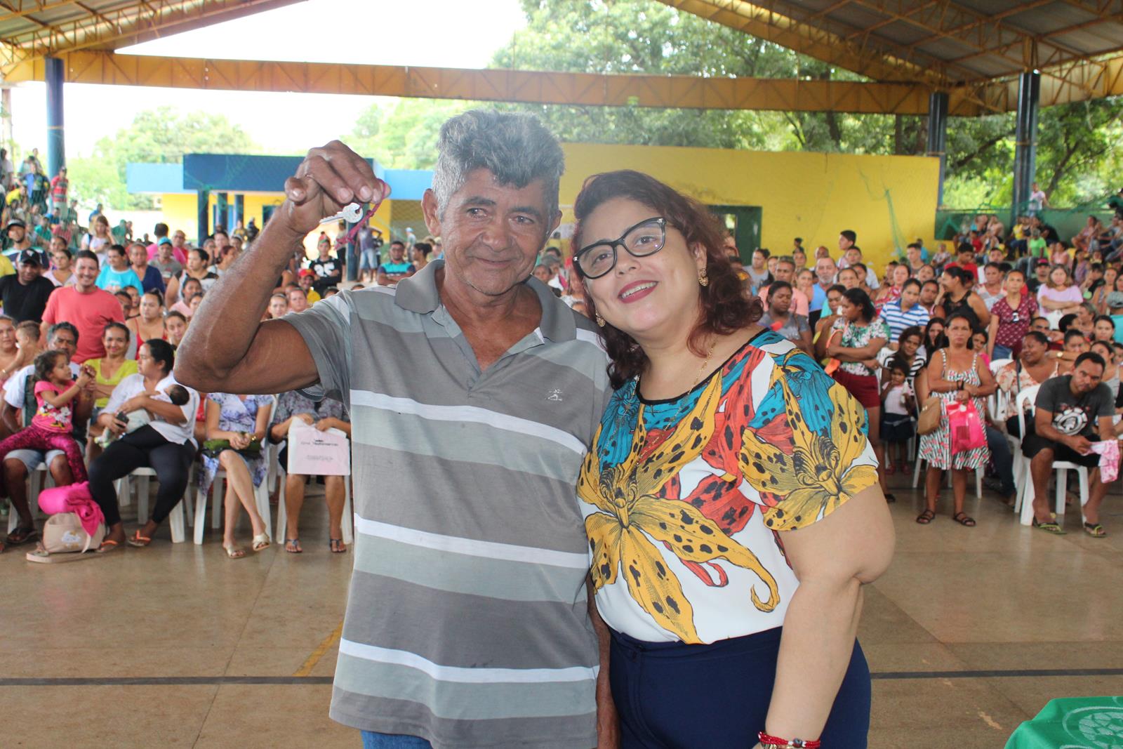 Altos: sorteio define moradores do Residencial Cézar Leal